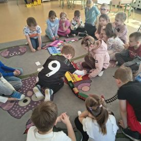 Matematyka w zerówce – nauka przez zabawę"BRATKI"