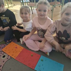 Matematyka w zerówce – nauka przez zabawę"BRATKI"