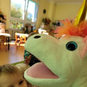 MIĘDZYNARODOWY PROJEKT EDUKACYJNY KOLOROWE UCZUCIA GUCIA