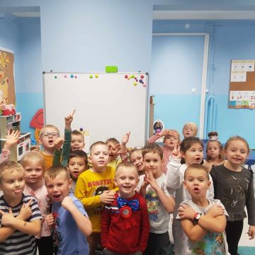 W ubiegłym tygodniu Różyczki rozpoczęły przygotowania do wizyty świętego Mikołaja a także świątecznego spotkania z Rodzicami.
