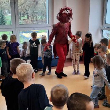 Występ tancerzy z Kieleckiego Teatru Tańca