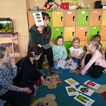 Język angielski w grupie Tulipany - nauka przez zabawę
