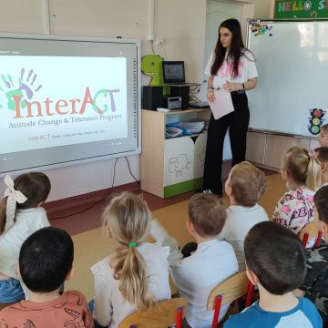„Każdy z nas jest inny i każdy taki sam” – zajęcia z programu InterACT 