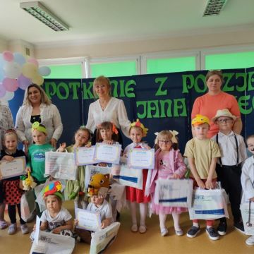 Wewnątrzprzedszkolny konkurs recytatorski ,,Spotkanie z poezją Jana Brzechwy''