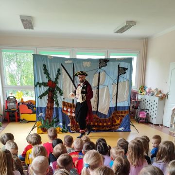 Przedstawienie teatralne „Wyspa Skarbów”