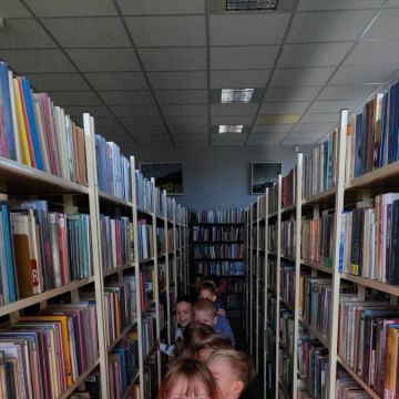 Różyczki w bibliotece