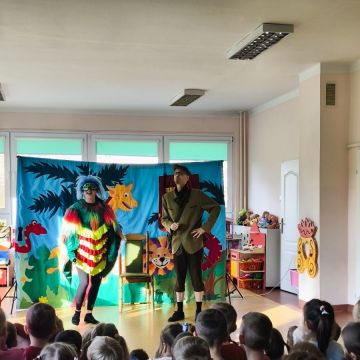 Teatrzyk- Z kulturą na Ty