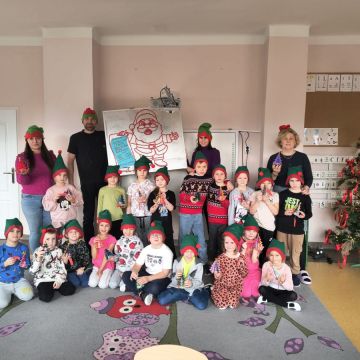 Rodzinne spotkanie z Majewscy Team – Technologia i Magia Świąt w grupie Bratki