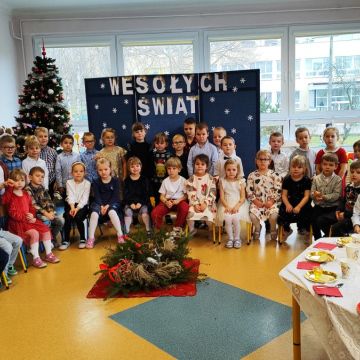 Spotkanie Wigilijne w grupach „Niezapominajki” i „Różyczki”
