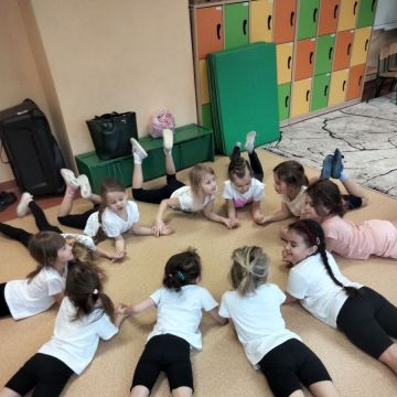 ,,W ZDROWYM CIELE- ZDROWY DUCH"