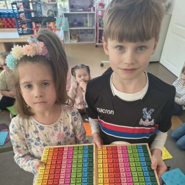 Matematyka w zerówce – nauka przez zabawę"BRATKI"